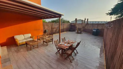 Romántico apartamento, piscina y BBQ en Playa La Tejita