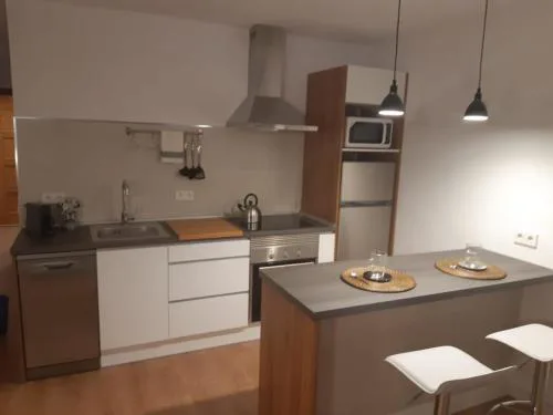 Moderno apartamento con vista a la montaña