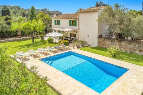 Villa Can Seguinot by Villa Plus