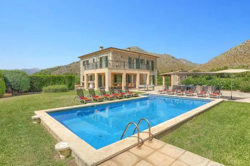 Villa Illa Petita by Villa Plus