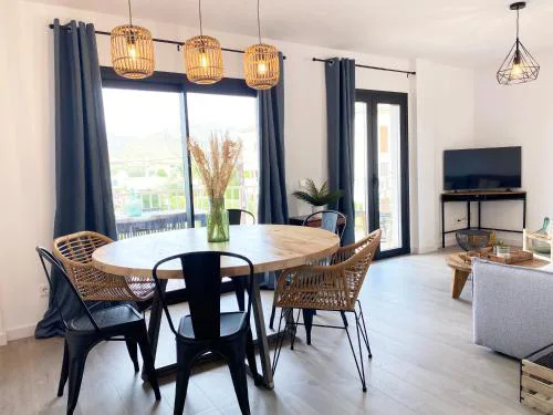 Apartamento recién reformado para 6 personas.
