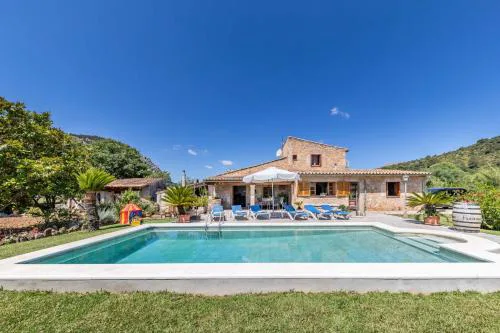 Villa Can Coll by Sealand Villas