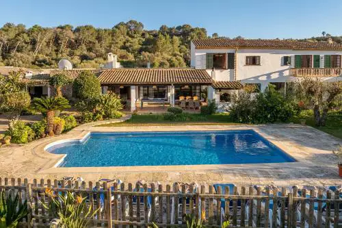 Villa Tomeu Seguinot by Sealand Villas