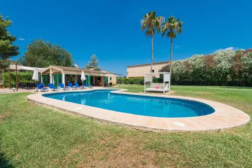 NEW! VILLA Can Rito PARA 16 PERSONAS, PISCINA, JARDINES y RELAX
