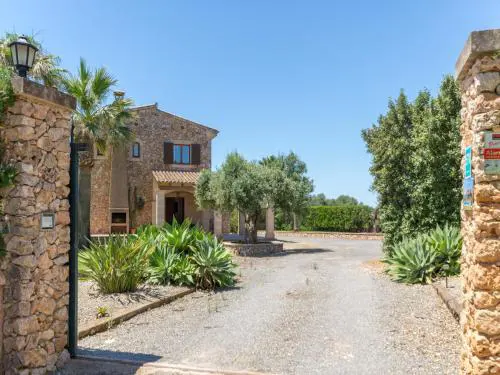 S'hort Villa with Private Pool