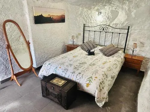 Casa Cueva Hondo