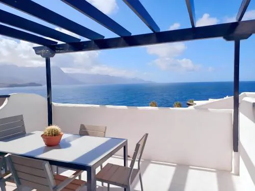 Dragon View - Oceanfront Apartment Faro de Sardina