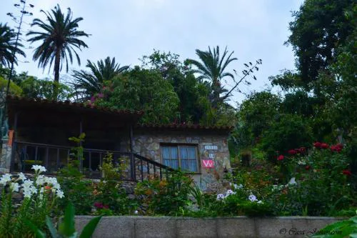 Cosy Chalet with Terrace in Hermigua - Ideal for Couples