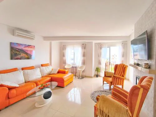 LAVA & OCEAN - Icod de los Vinos - AC, 3 bedrooms, 2 bathrooms, ocean and Teide view