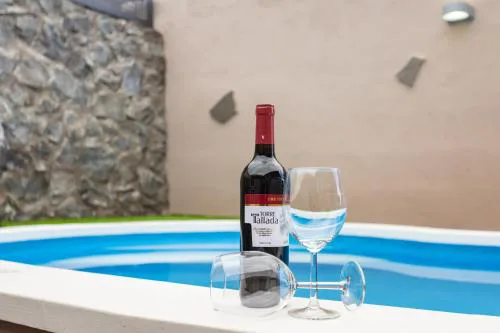 TenoHomes Sunny Terrace & Private Pool