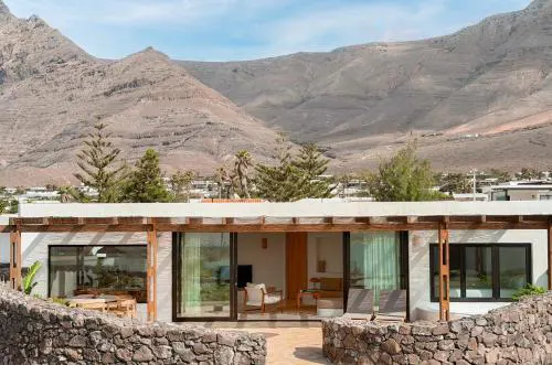 Canaryislandshost l Risco Suite Lanzarote