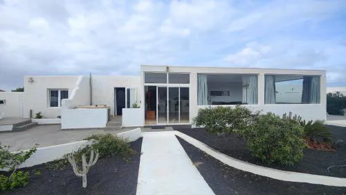 Casa Caleta Famara