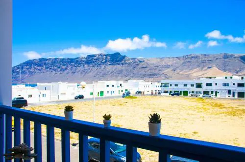 El Arenal de Famara by Escape Home