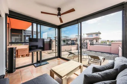 HolaOla HighClass Townhouse
