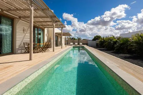 In Lajares Villa Take a swim in our 15m long pool