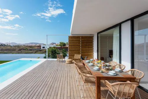 Villa Elena, Luxery villa with swimming pool!