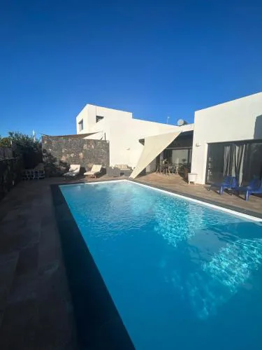 Villa Groovy