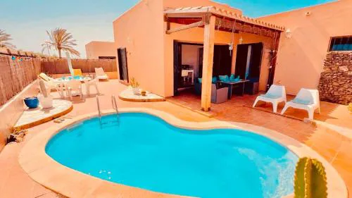 Dar Nur villa Ideal for Families, Couples, and digital Nomads with Private Pool BBQ Solarium