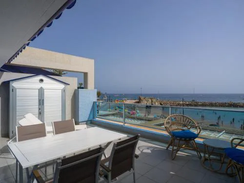 Blue Horizon Mogan