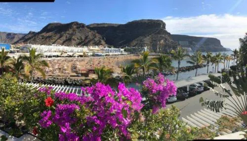 Harbour 374 with private roof terrace in Puerto de Mogan by El Sirocco
