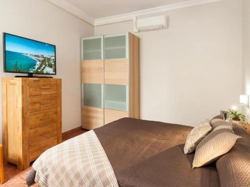 Beautiful Beach Apartment M&B IV by Las Canteras by VillaGranCanaria