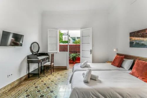 City Garden Suites Nadami 1935