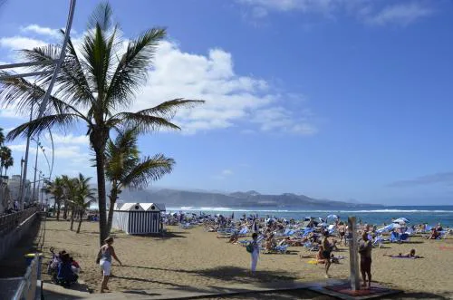 Seafront Terrace Home 2BR Las Canteras Beach