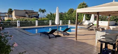 Finca Ca Nostra, Charmante Villa, Großzügiger Pool & Meerblick