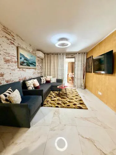 Apartment with terrace and pool, Los Cristianos