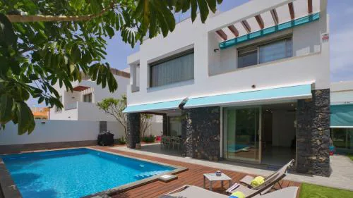 B&B Portofino with Pool in Los Cristianos