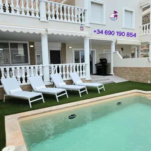 Luxury villa with private pool and cinema by Vapagó Tenerife