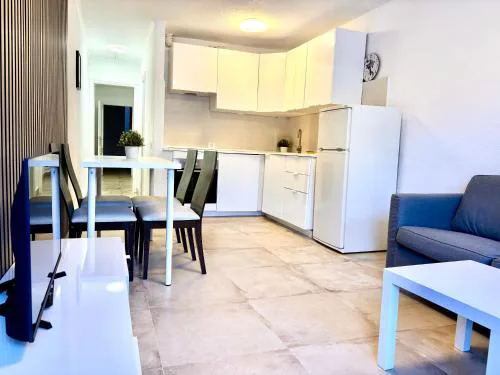 Modern apartment in Los Cristianos