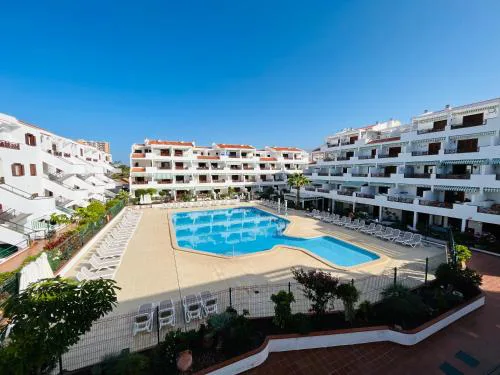 Ocean Light Apartment (100m from the beach)