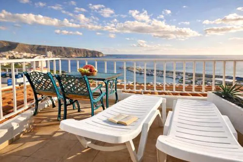 Panoramic Sea View Apartment