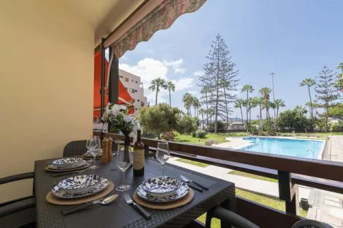 Sea Breeze Frontline Apartment
