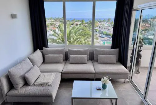 Excelsior I Sea View Apartment