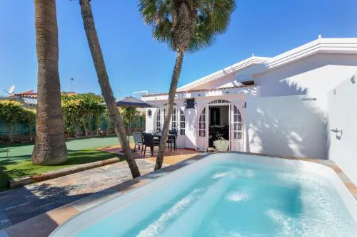 Exclusive Villa with Heated Pool