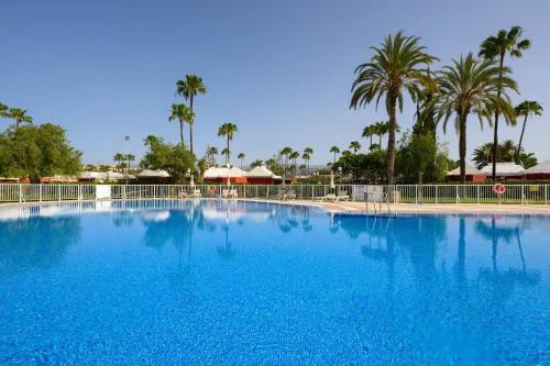 Villa Guerrero - Terraza y acceso a piscina común