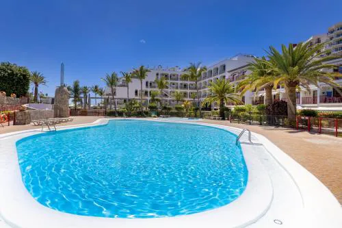 Ocean Breeze 50 meters to the beach