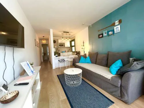 OceanEye Apartment with heated pool