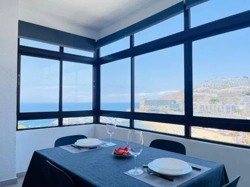 Penthouse on the Ocean by Alquiler de Sueno