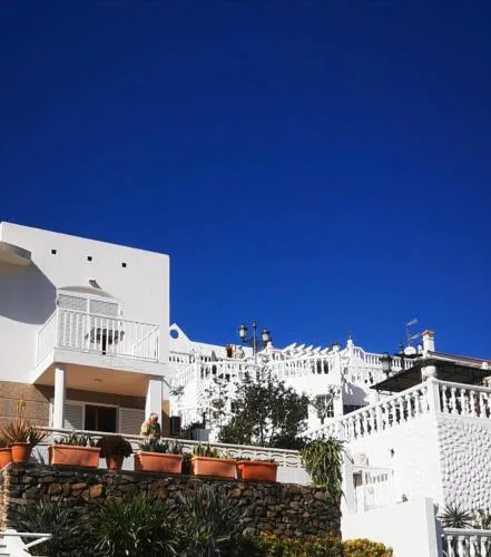 Apartamento junto a la playa