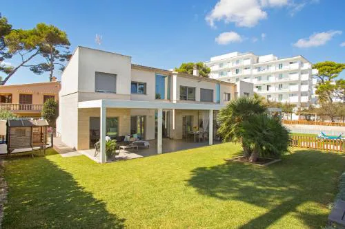 Charming seaside villa in Muro 220 m²