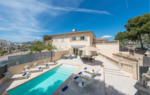 Lovely Home In Muro With Wifi