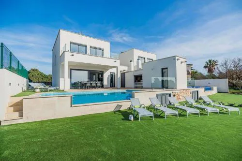 Villa Corb Mari I by Sealand Villas