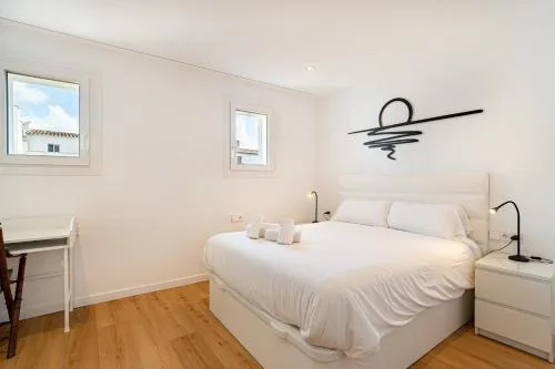 Lonja Old Town Apartment, minimum stay 30 nights, by PriorityVillas