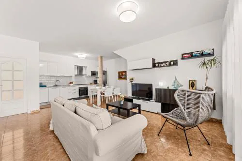 Apartamento Playa Dorada Bajos