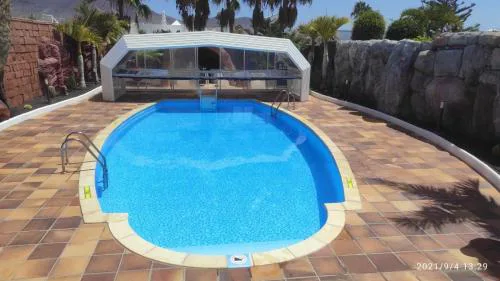Lanzarote Villa The Olive - Pool Heated