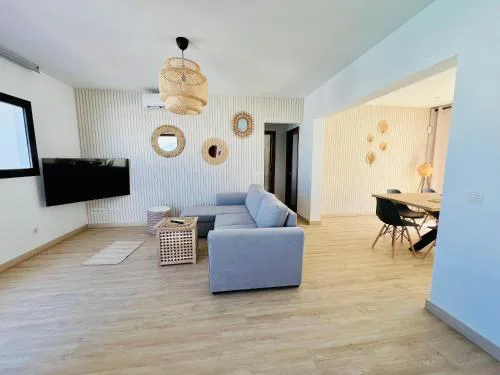 Trendy Villa Isabella, heated pool