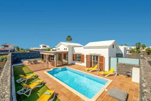 Villa Alhambra by Villa Plus